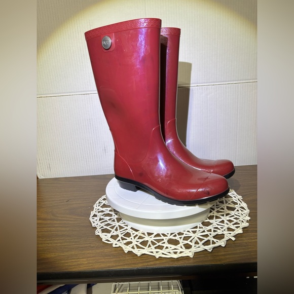 BOOT SALE size 8 Shaye Purple Tall Rubber Rain Boots 13.5” high.1”heel appearNEW - Picture 6 of 9